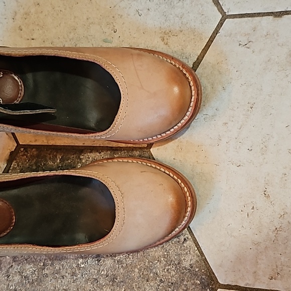 Freebird Raealnne taupe many janes. Worn once for wedding - Picture 6 of 8